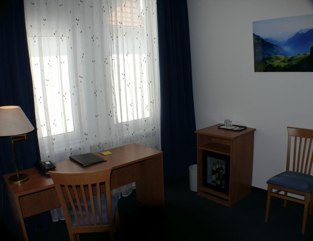 Hotel Garni - Haus Gemmer Coburg Oda fotoğraf